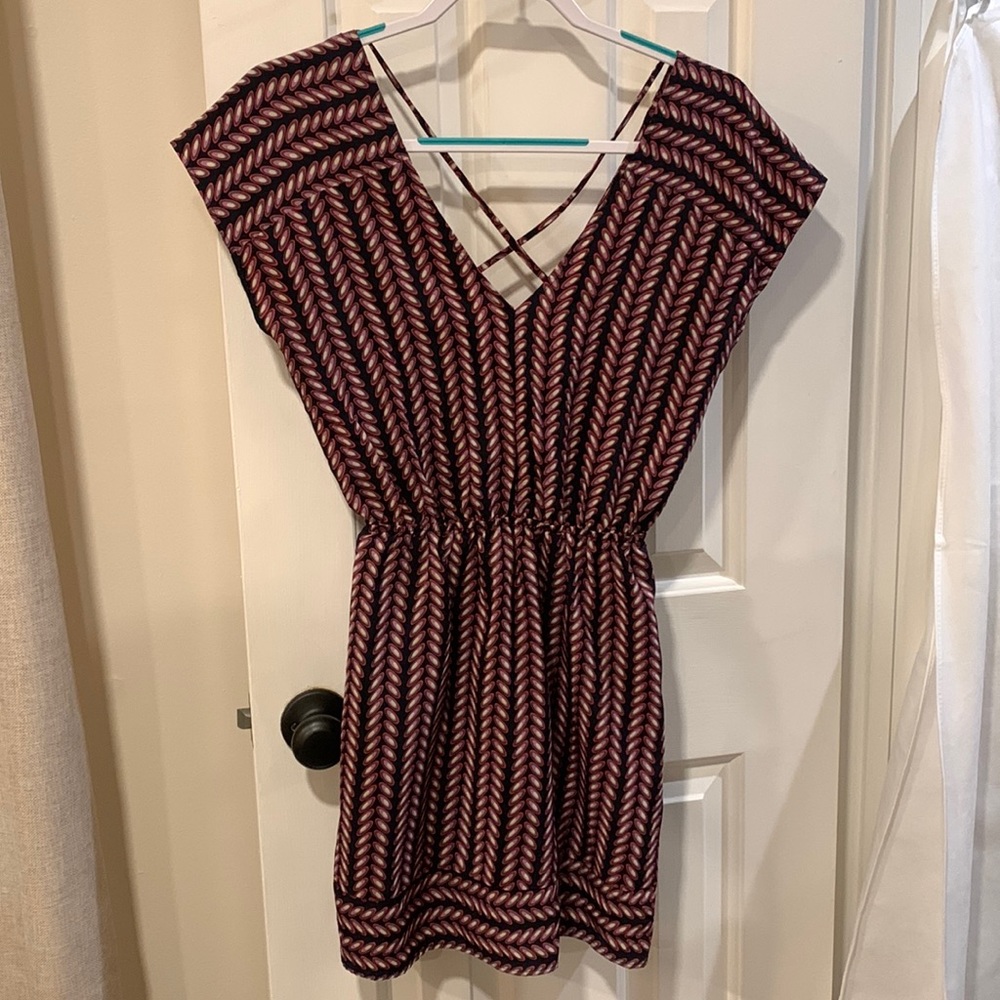 Short sleeve summer dress with crisscross back elastic waist